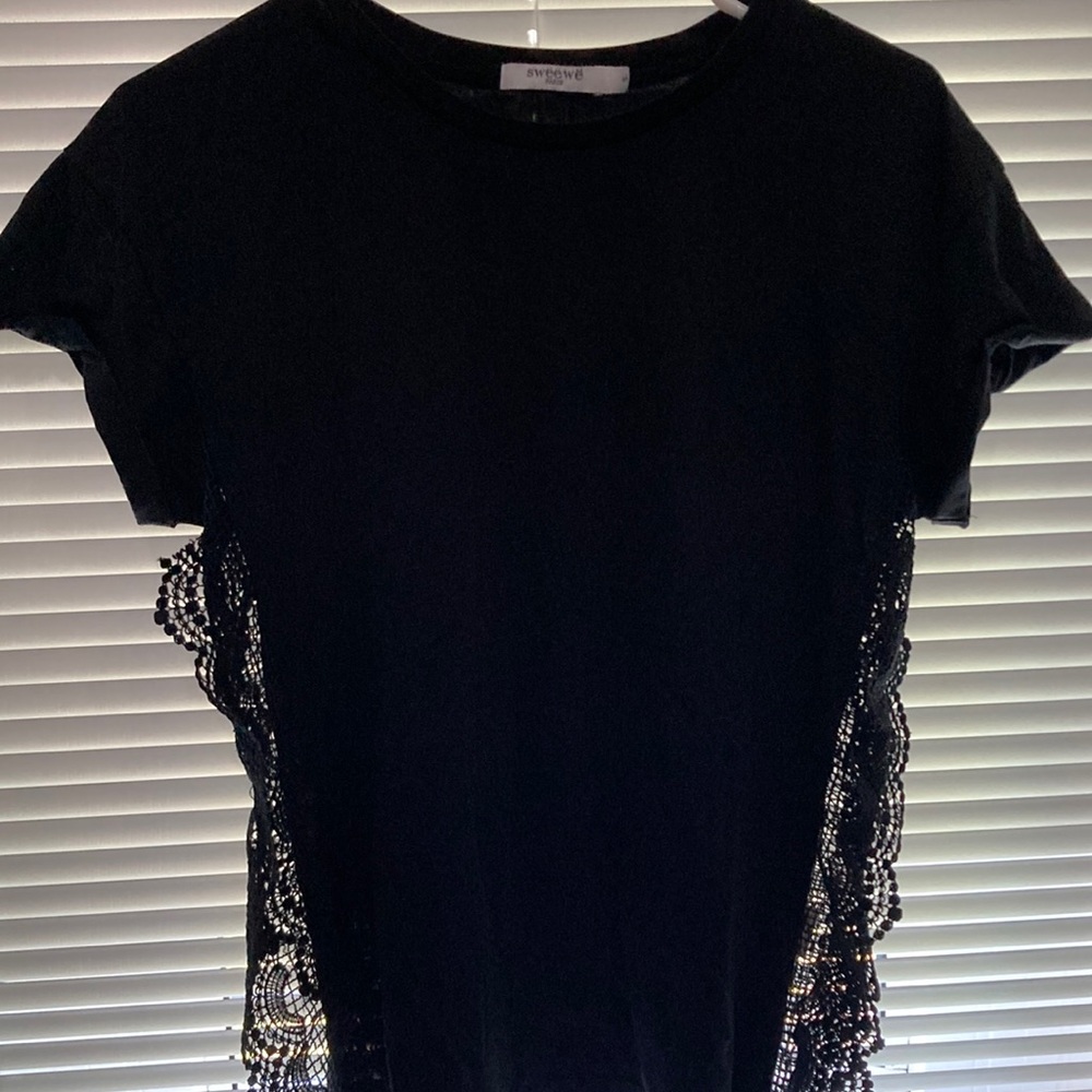 Black laced shirt